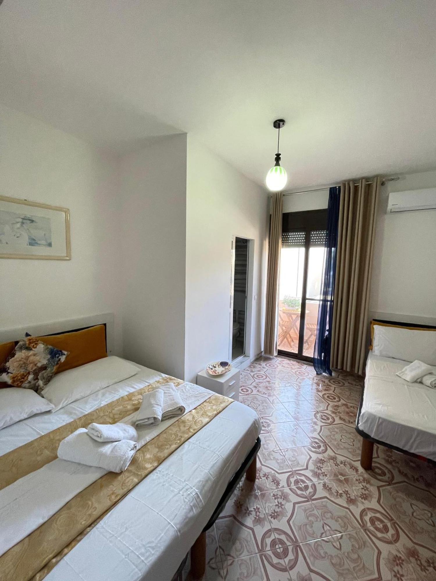 Villa Beni Osmenaj Vlorë 外观 照片