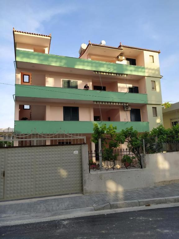 Villa Beni Osmenaj Vlorë 外观 照片